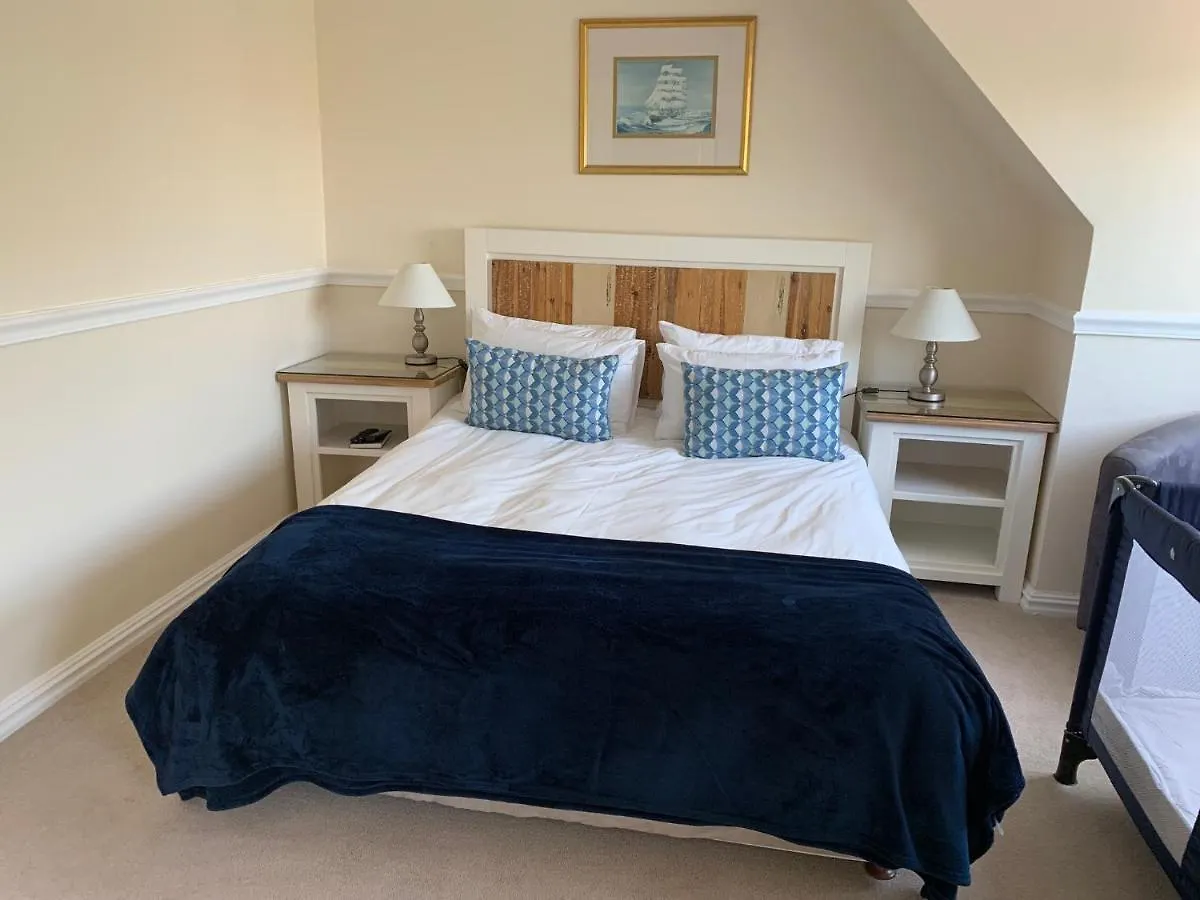 Guest house Birkenhead Manor Hotel Bloubergstrand